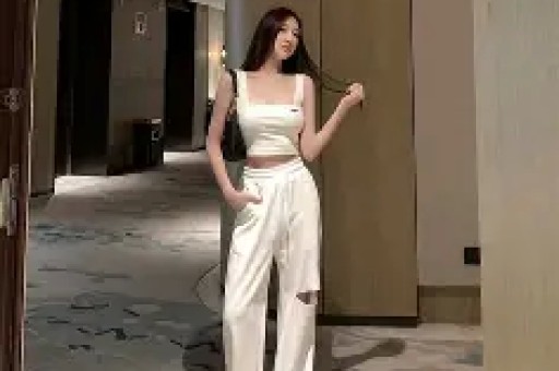 狗仔爆娱圈恋情大瓜关晓彤突遭牵连与王安宇恋爱传闻早有真相